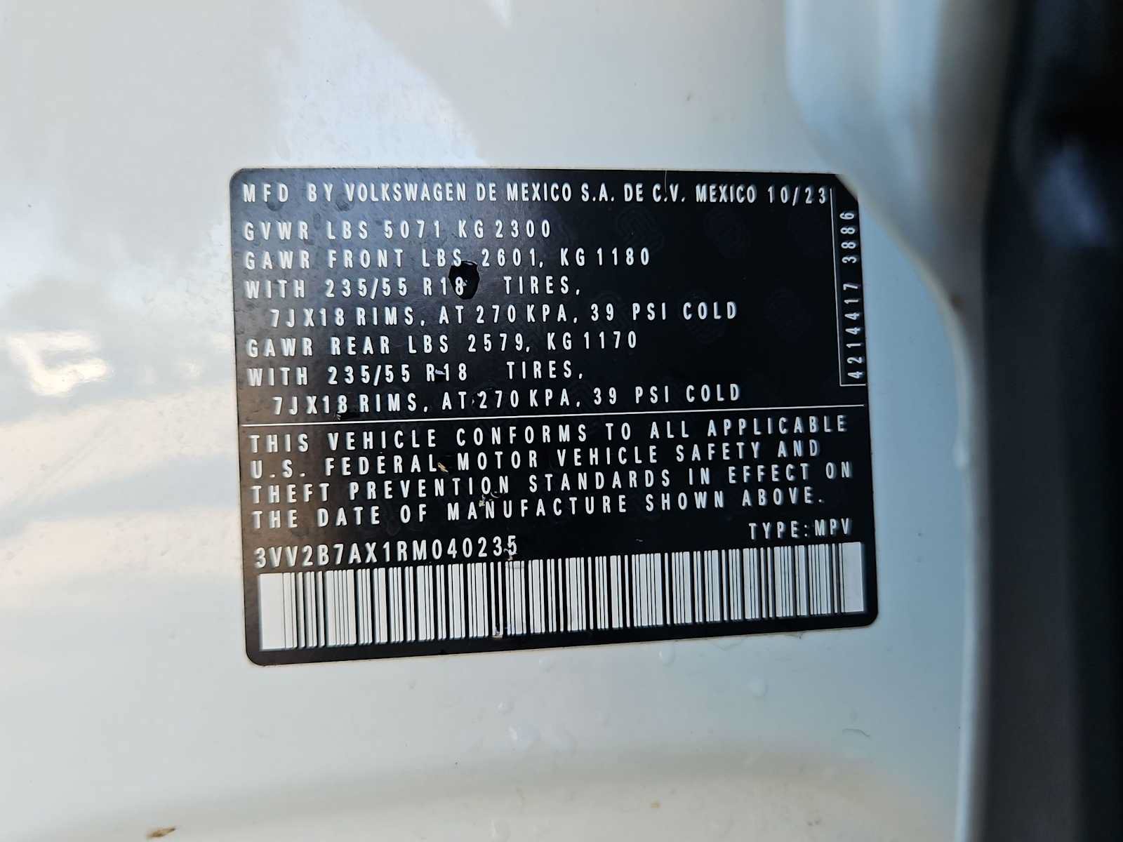 Used 2024 Volkswagen Tiguan SE AWD/4WD image 35