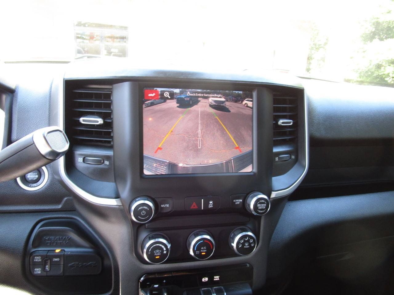 Used 2022 RAM 2500 Big Horn AWD/4WD image 16