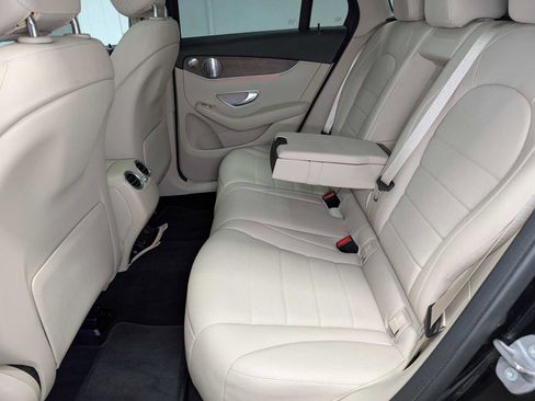 Certified 2020 Mercedes-Benz GLC 300 4MATIC image 23