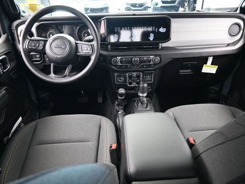 New 2026 Jeep Gladiator Sport image 32