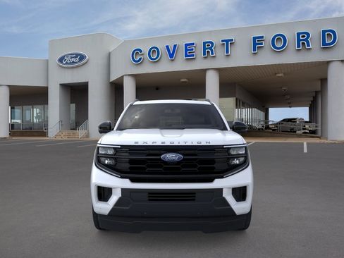 New 2026 Ford Expedition Active RWD image 6