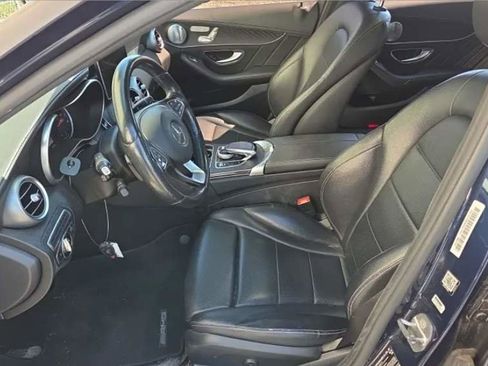 Used 2016 Mercedes-Benz C 300 4MATIC Sedan image 3
