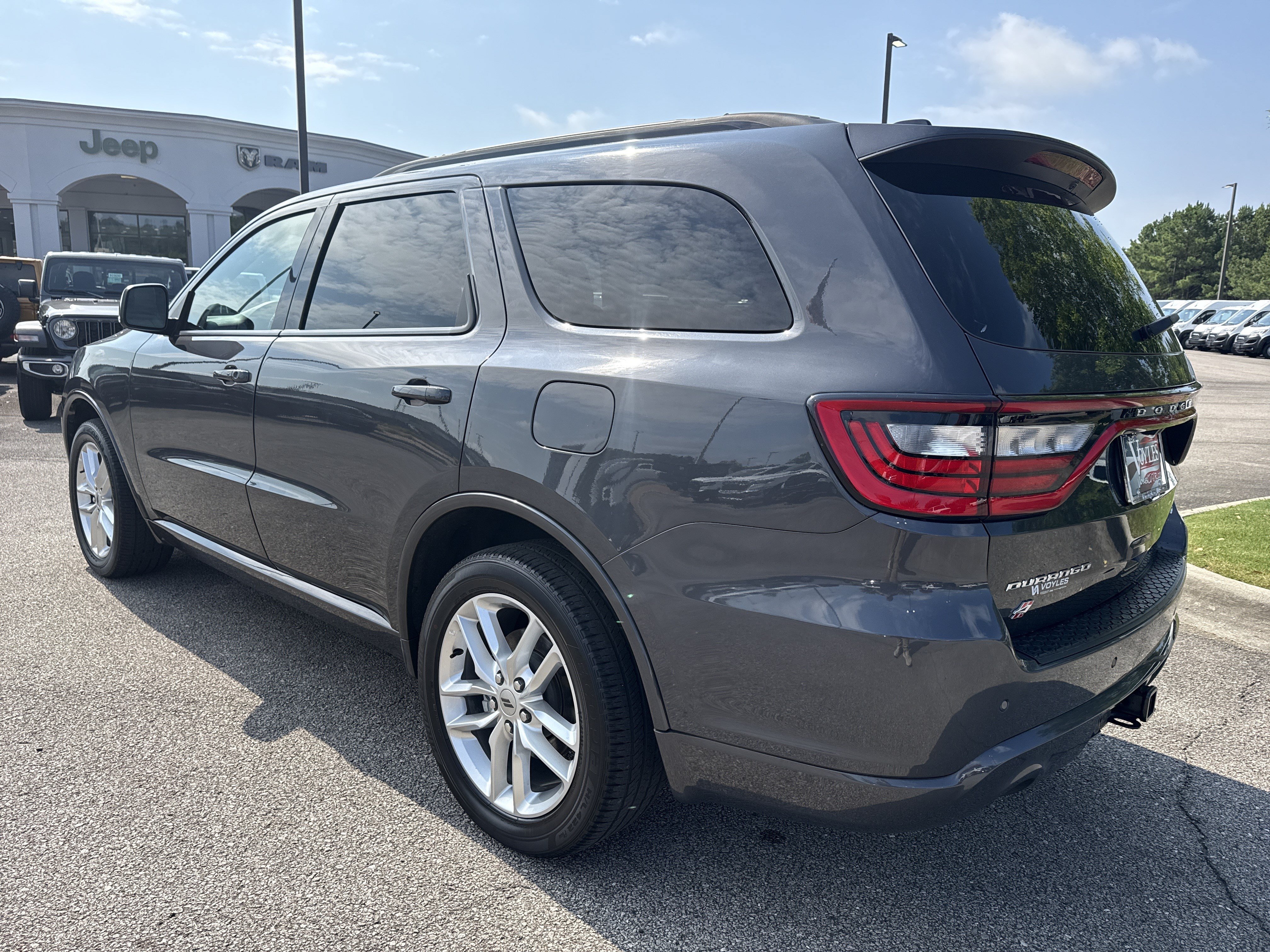 Used 2024 Dodge Durango GT AWD/4WD image 5