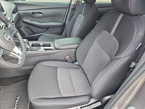 Used 2024 Nissan Sentra SV image 14