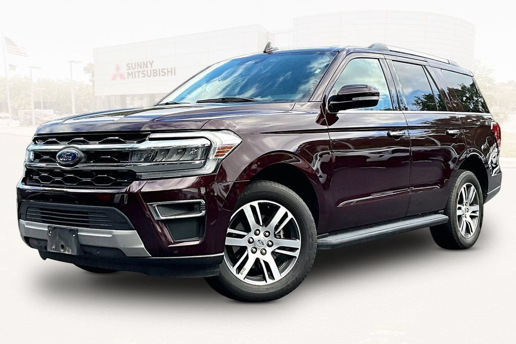 Used 2024 Ford Expedition Limited AWD/4WD image 1