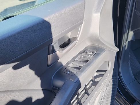 New 2025 Toyota Tacoma TRD Off-Road image 7