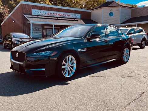 Used 2016 Jaguar XF R-Sport image 10