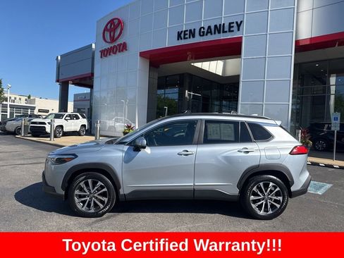 Certified 2023 Toyota Corolla Cross XLE w/ Convenience Package FWD image 3