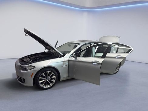 Used 2014 BMW 528i xDrive Sedan image 10