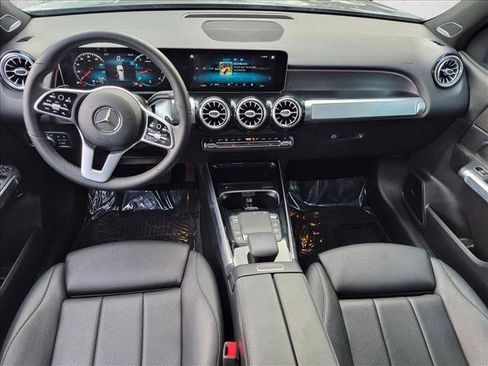 Certified 2021 Mercedes-Benz GLB 250 image 17
