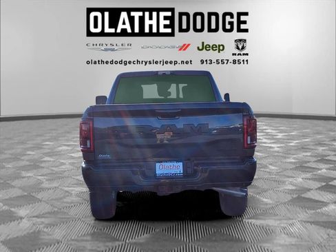 New 2026 RAM 2500 Laramie AWD/4WD image 24