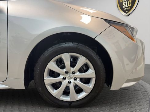 Used 2020 Toyota Corolla LE image 26