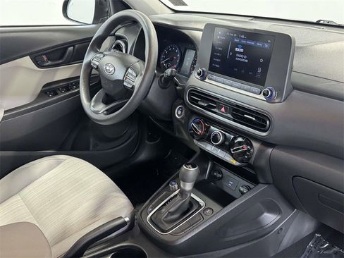 Used 2023 Hyundai Kona SEL image 10