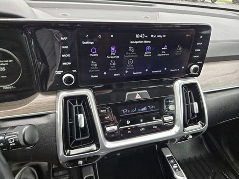 Used 2022 Kia Sorento SX Prestige AWD/4WD image 9