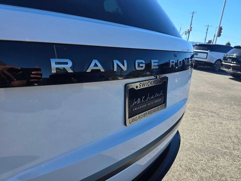 New 2025 Land Rover Range Rover SE image 16