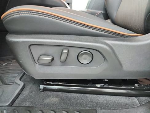 Used 2026 GMC Canyon AT4 w/ Technology Plus Package AWD/4WD image 20