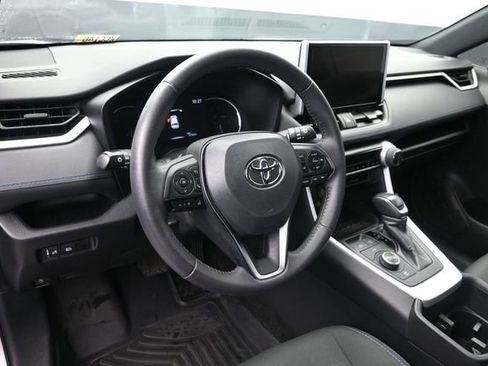 Used 2024 Toyota RAV4 SE AWD/4WD image 27