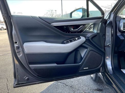 Used 2022 Subaru Outback Limited XT image 26