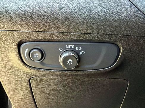 Used 2024 Buick Encore GX Sport Touring image 28