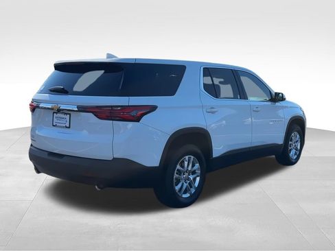 Used 2023 Chevrolet Traverse LS w/ Safety Package FWD image 9