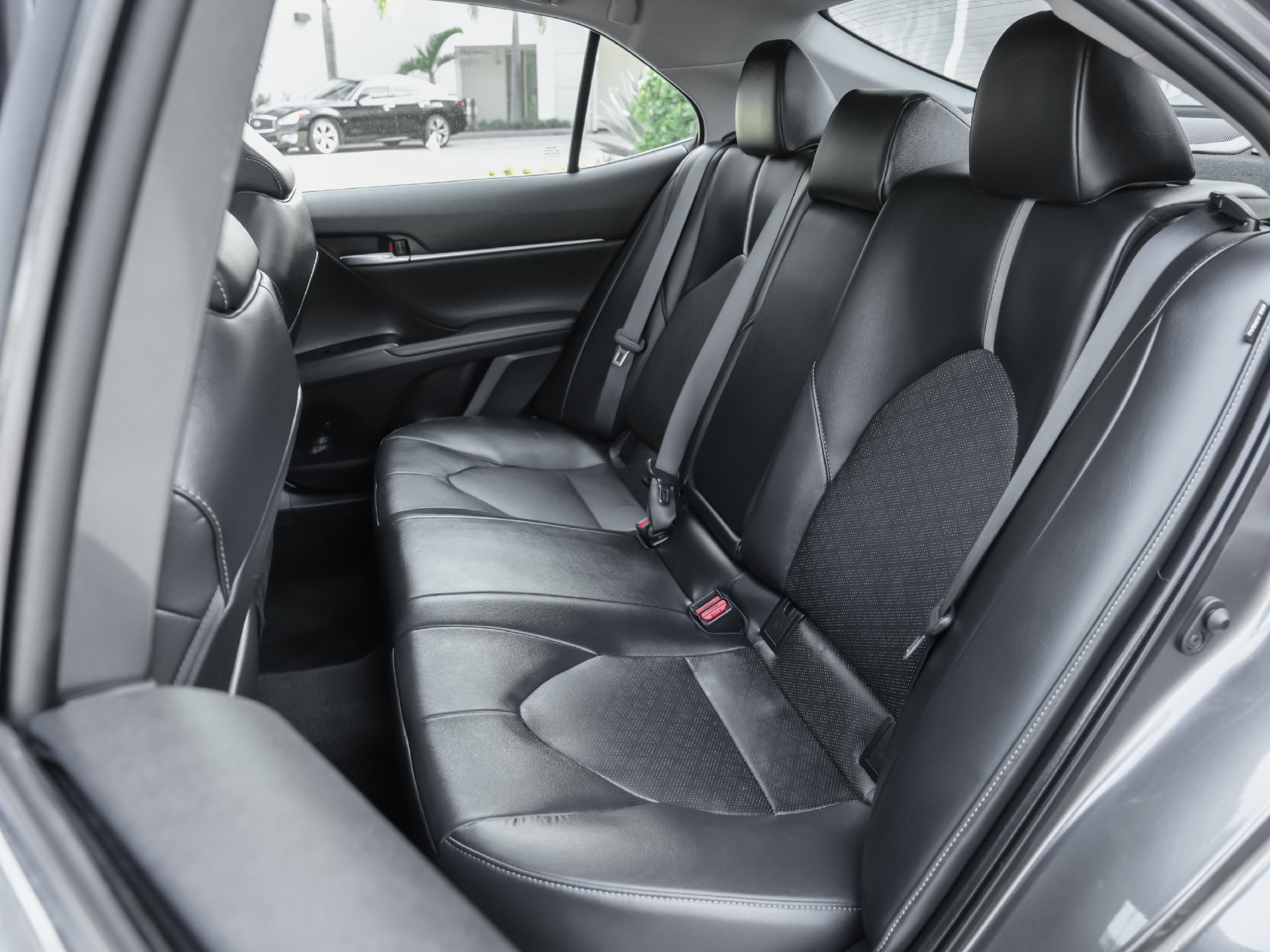 Used 2022 Toyota Camry XSE w/ Navigation Package FWD image 35