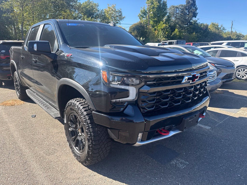 Used 2023 Chevrolet Silverado 1500 ZR2 w/ Technology Package AWD/4WD image 1