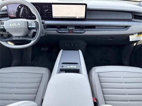 New 2026 Kia EV9 Land image 20