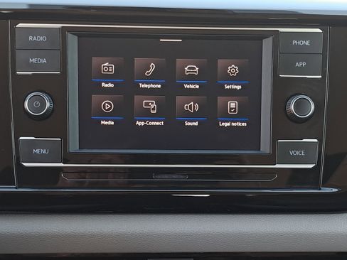 Certified 2024 Volkswagen Taos S w/ MDO Package image 21