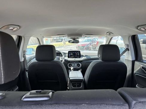 Used 2023 Chevrolet Blazer LT w/ Convenience Package FWD image 18