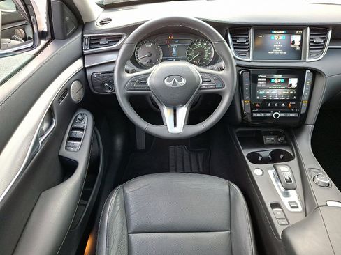 Certified 2023 INFINITI QX50 Luxe image 11