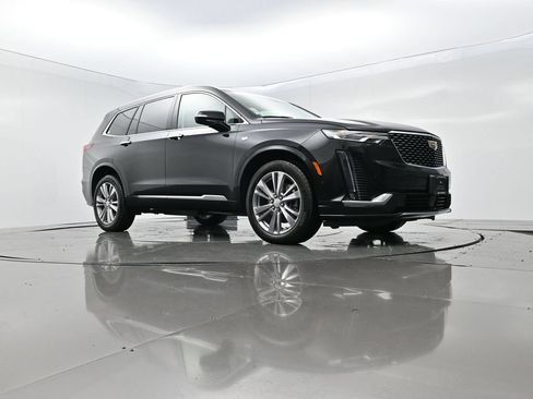 Certified 2023 Cadillac XT6 Premium Luxury w/ Technology Package AWD/4WD image 55