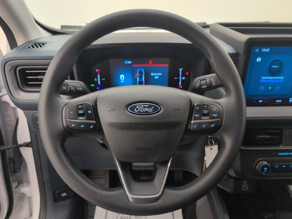 Used 2025 Ford Maverick XL w/ Equipment Group 102A AWD/4WD image 33
