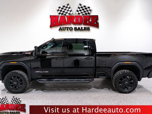 Used 2024 GMC Sierra 2500 AT4 w/ AT4 Preferred Package image 1