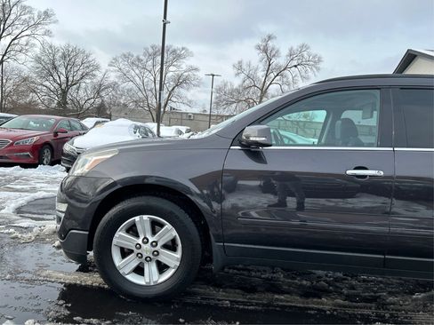Used 2014 Chevrolet Traverse LT image 24