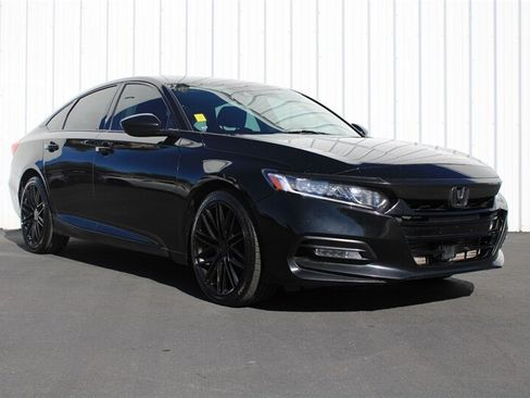 Used 2018 Honda Accord EX image 1