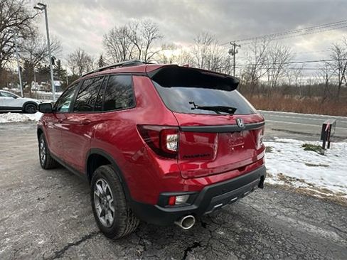 Used 2023 Honda Passport TrailSport image 8