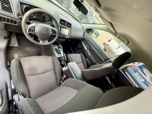 Used 2019 Mitsubishi Outlander Sport ES FWD image 13