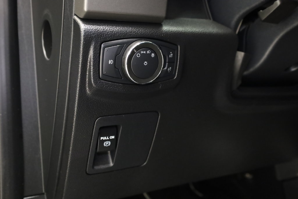 Used 2021 Ford Expedition XLT AWD/4WD image 12