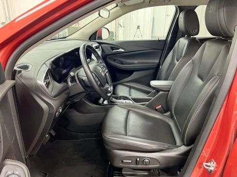 Used 2024 Buick Encore GX Sport Touring w/ Comfort Package FWD image 19