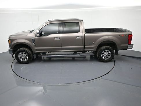 Used 2018 Ford F250 XLT w/ XLT Premium Package AWD/4WD image 29