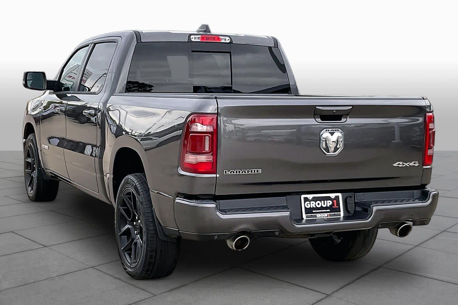 Used 2023 RAM 1500 Laramie AWD/4WD image 12
