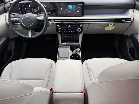 Certified 2025 Hyundai Tucson SEL image 9