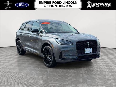 Used 2023 Lincoln Corsair AWD w/ Equipment Group 101A image 1