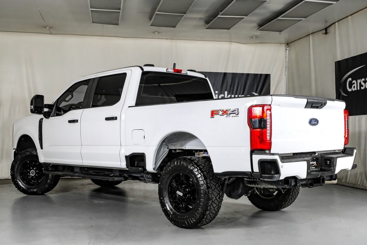 Used 2023 Ford F250 XL w/ STX Appearance Package AWD/4WD image 10