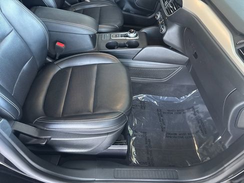 Used 2021 Ford Escape SEL image 31