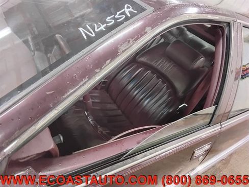Used 1995 Buick Roadmaster Sedan RWD image 17