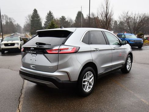 Used 2024 Ford Edge SEL w/ Convenience Package AWD/4WD image 6