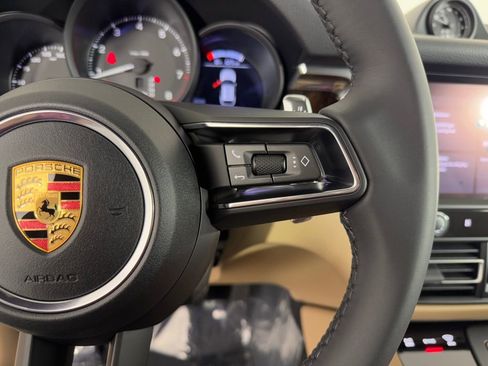 New 2026 Porsche Macan AWD/4WD image 30