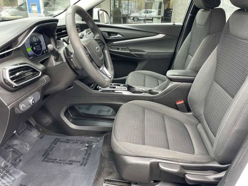 Used 2022 Chevrolet Bolt EUV LT w/ Driver Confidence Package image 10