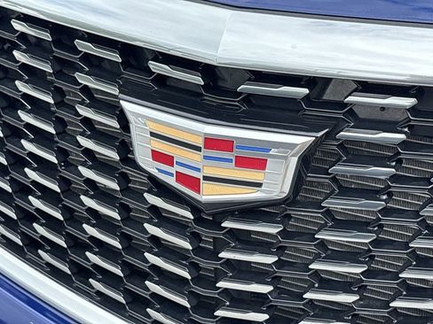 Certified 2024 Cadillac XT5 Premium Luxury w/ LPO, Floor Liner Package image 36